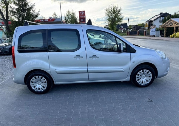 Citroen Berlingo cena 23800 przebieg: 250000, rok produkcji 2010 z Pobiedziska małe 191